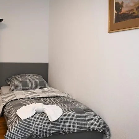 Отель Boardinghaus Perani *