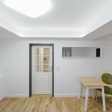 Boardinghaus Perani *