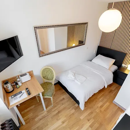 Hotel Boardinghaus Perani Augsburgo