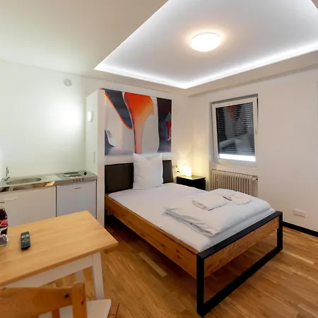 Hotel Boardinghaus Perani Augsburgo